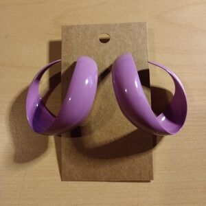 Vintage 80s 90s Tear Drop Twist Hoop Earrings Lavender purple Pierced.